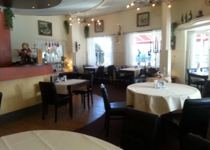 Отель Oranje 3*