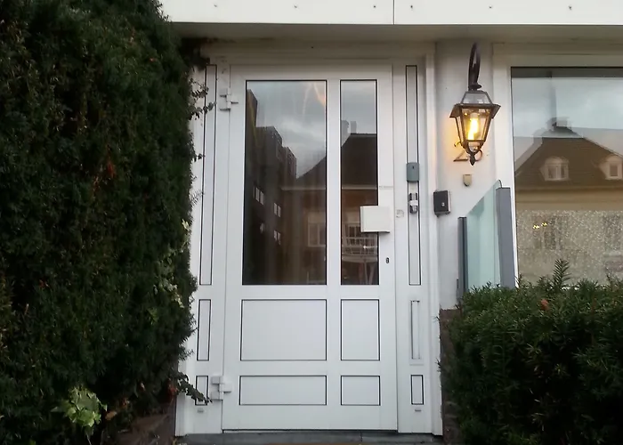 Oranje Отель 3*